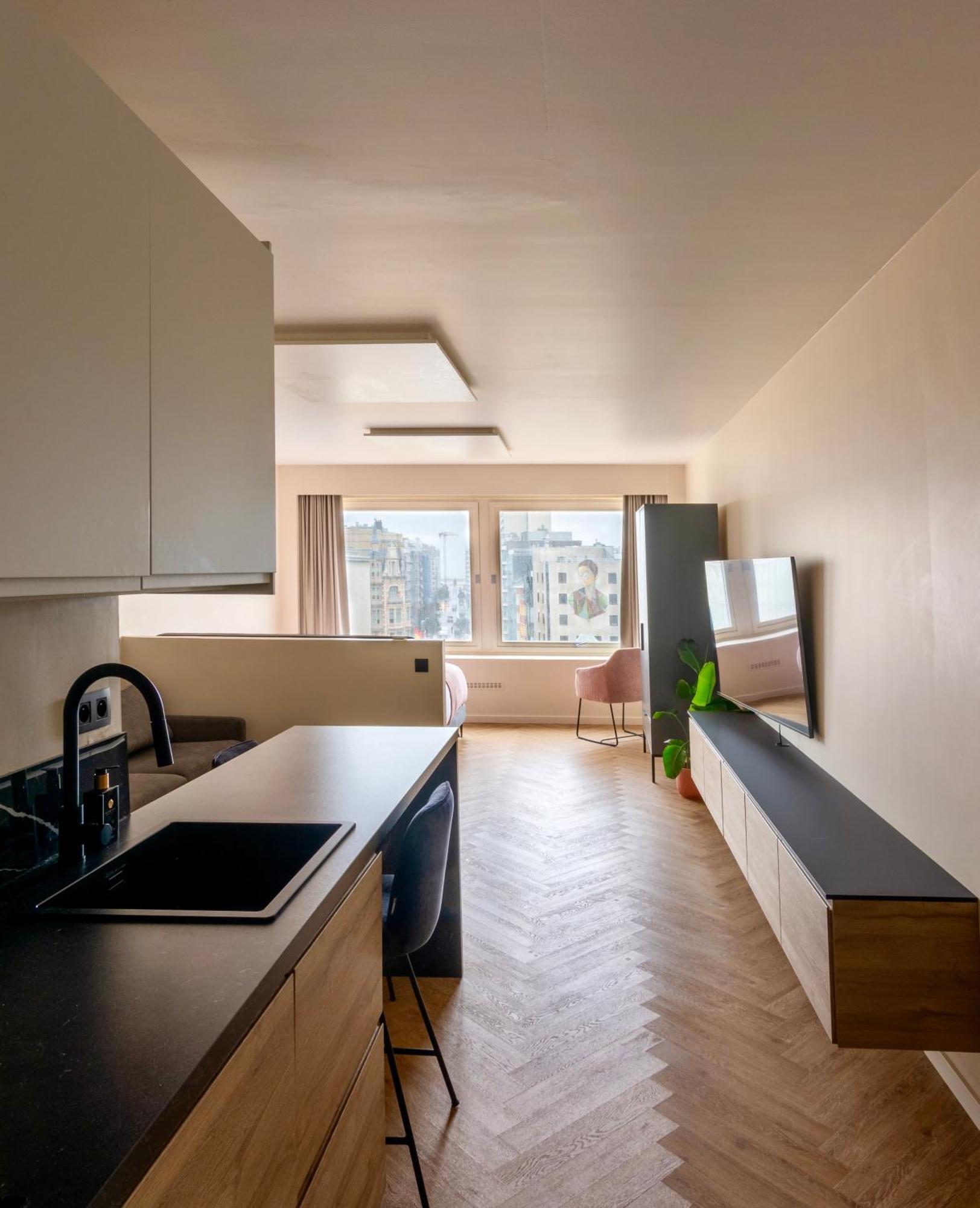 Studio By Aimee - 20M From The Beach & In City Centre! Остенде Экстерьер фото